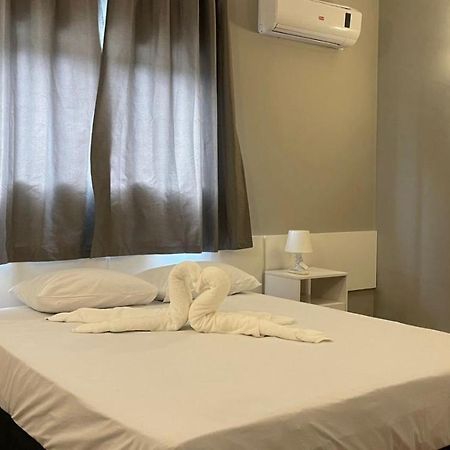 Lovely Motel - 7,5Km Do Santuario Nacional Roseira  ภายนอก รูปภาพ