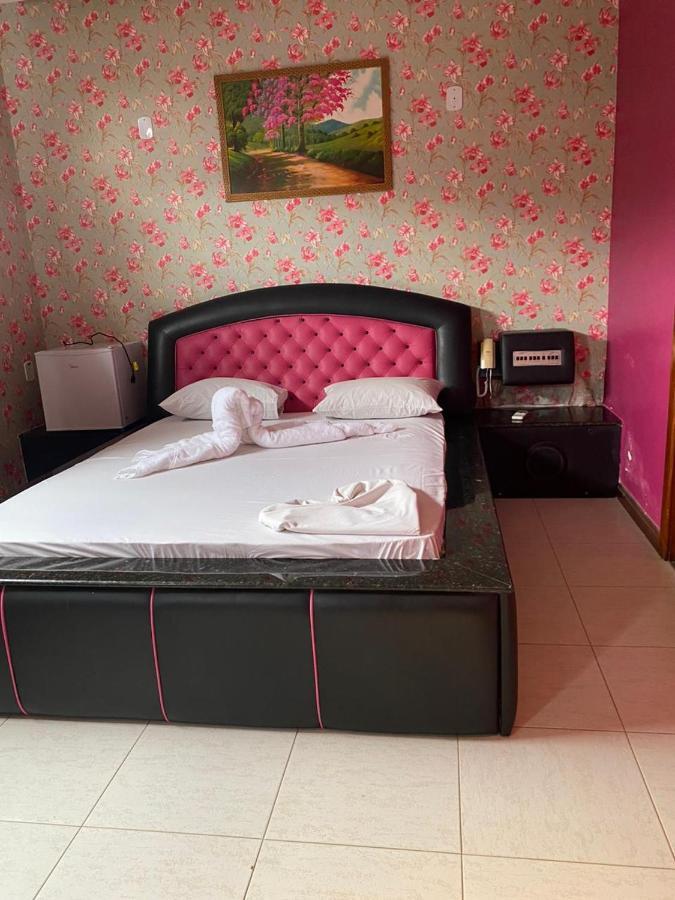 Lovely Motel - 7,5Km Do Santuario Nacional Roseira  ภายนอก รูปภาพ